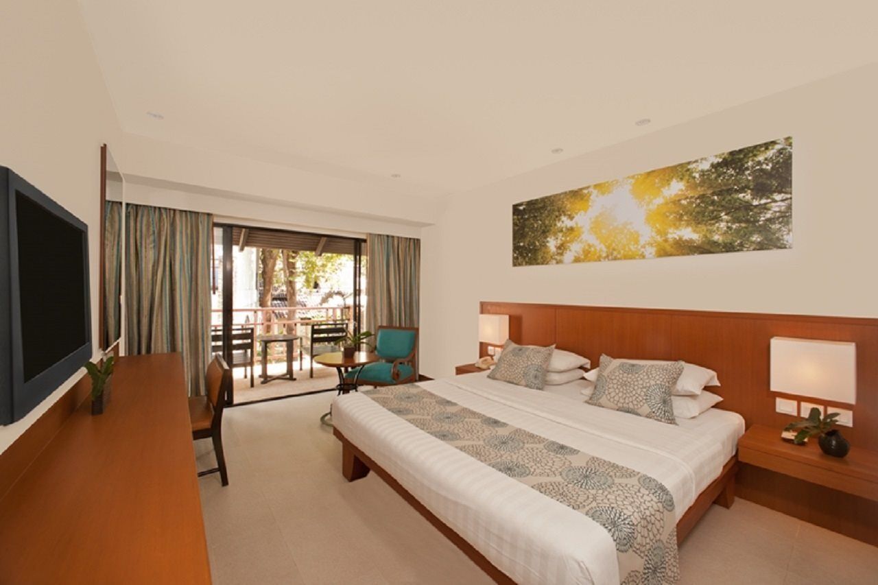 Woodlands Hotel And Resort Паттайя Экстерьер фото